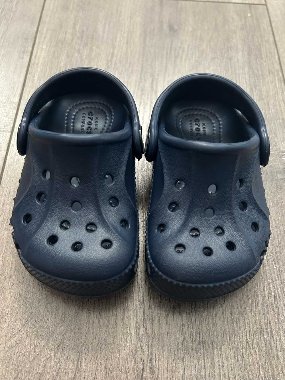 Crocs Toddler & Kids Baya Clog in the navy colorway - Size: 4C toddler